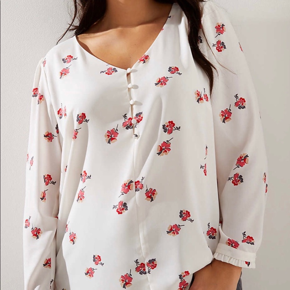 LOFT Plus Floral V-Neck Blouse - 16 Plus